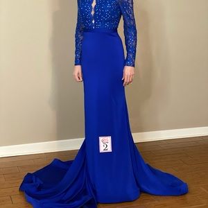 Jasz Couture - Size 4 - NWT